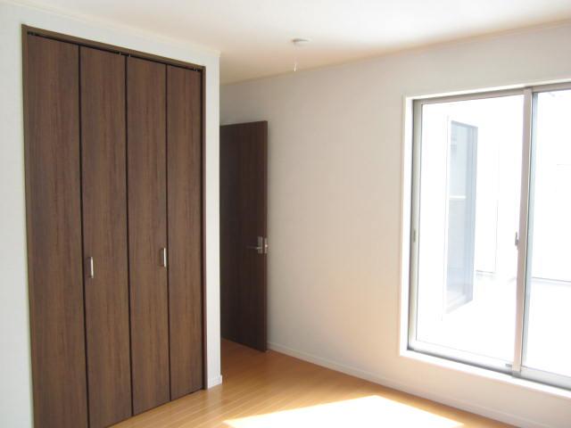 Non-living room. Room (August 2013) Shooting