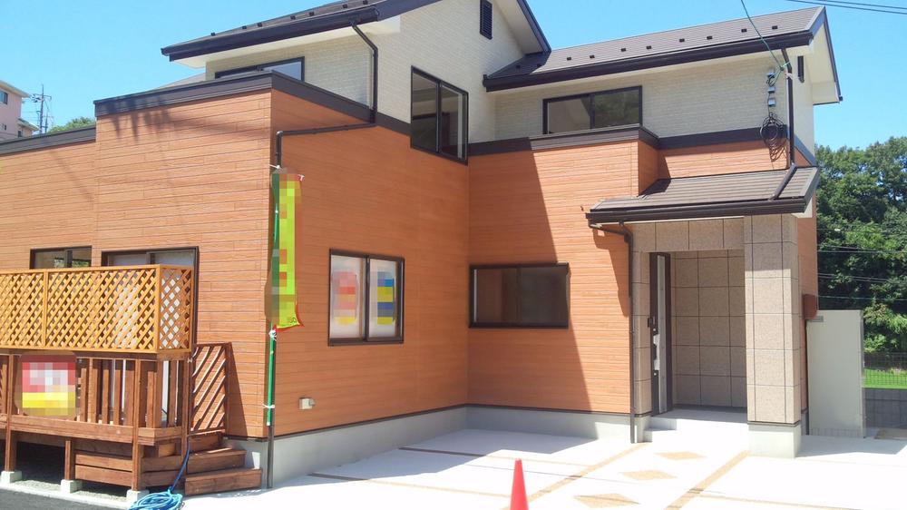 Local appearance photo