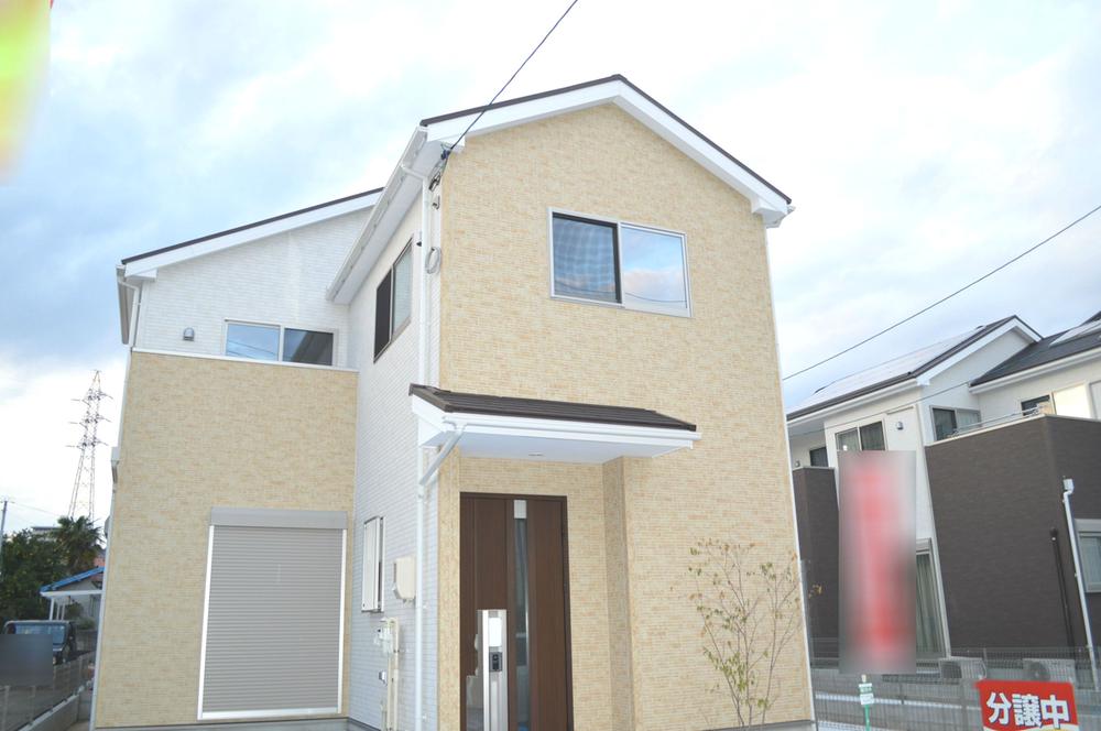 Local appearance photo