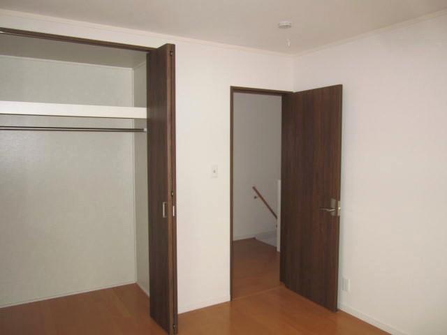 Non-living room. Room (August 2013) Shooting