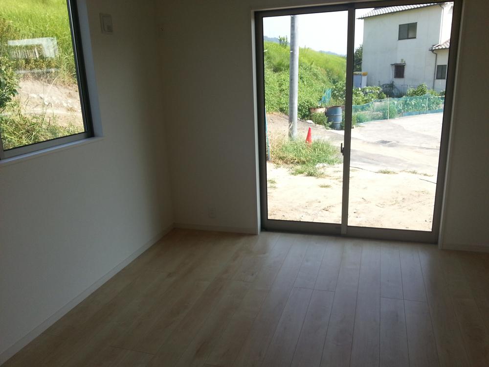 Non-living room. Local (August 2013) Shooting