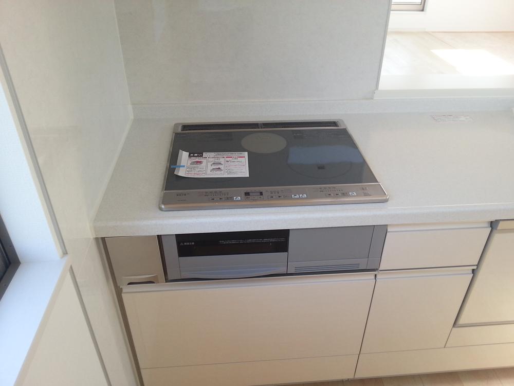 Kitchen. Local (August 2013) Shooting