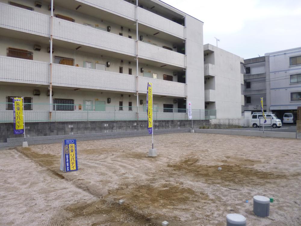 Local appearance photo. Local (10 May 2013) Shooting