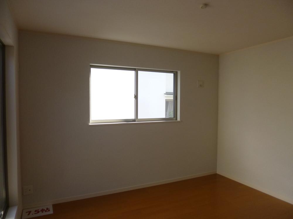 Non-living room. (September 2013) Shooting