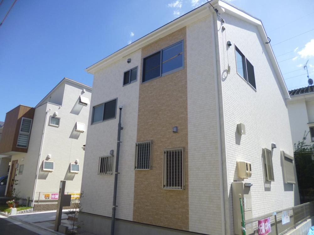 Local appearance photo. (September 2013) Shooting