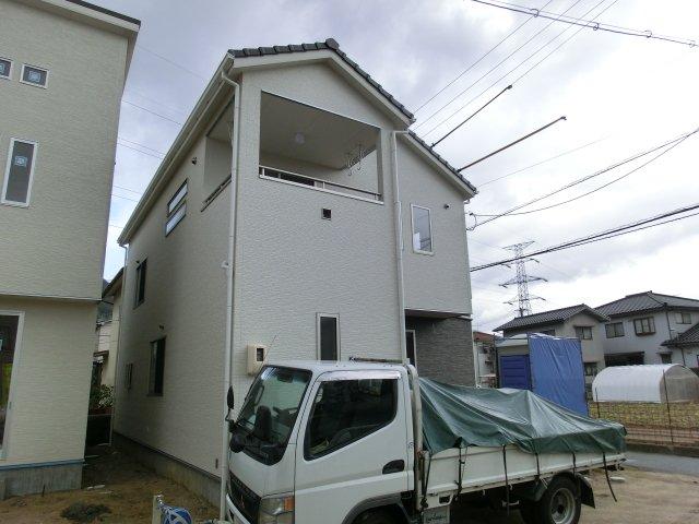 Local appearance photo.   2013 September 30, complete