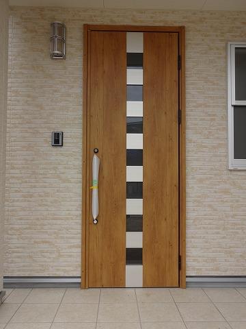 Entrance. It is fashionable entrance