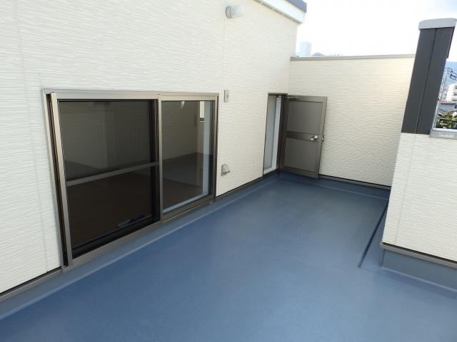 Other. 3F roof balcony