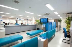 Bank. To Hiroshima Bank 820m