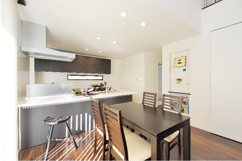 Kitchen. Indoor (09 May 2012) shooting 3rd model house