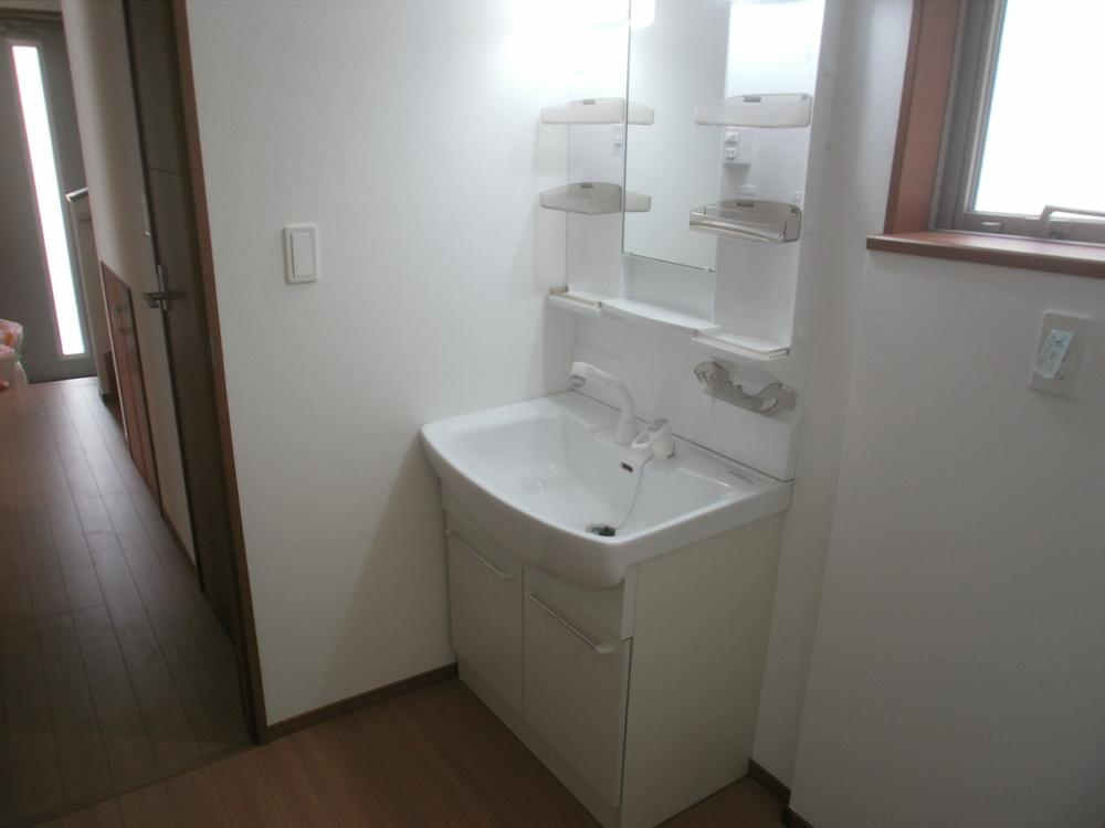 Same specifications photos (Other introspection)