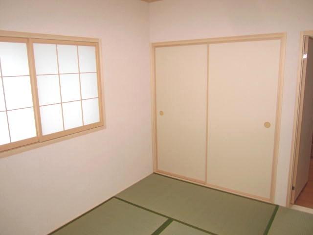 Non-living room. Room (August 2013) Shooting