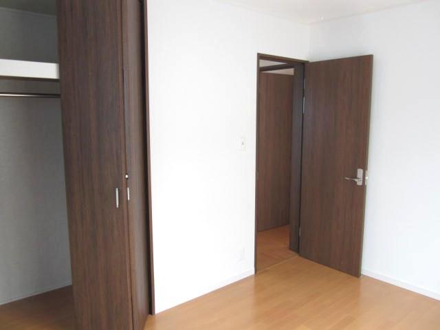 Non-living room. Room (August 2013) Shooting