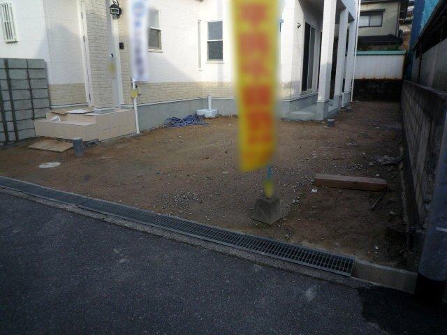 Other local. Parking: Two Allowed