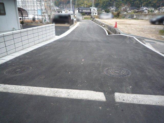 Local photos, including front road