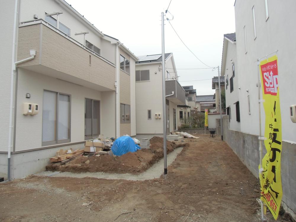 Local photos, including front road