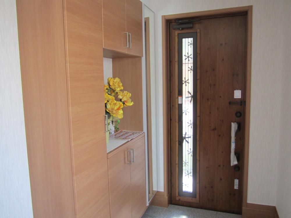 Entrance. Indoor (10 May 2013) Shooting