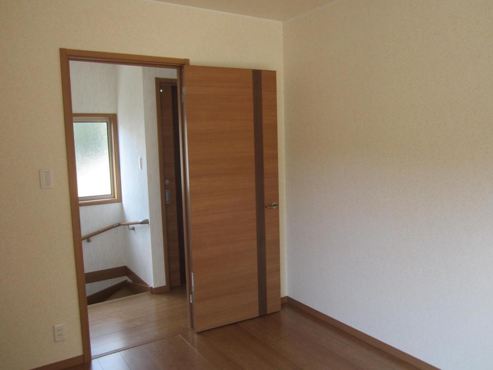 Non-living room. Indoor (10 May 2013) Shooting