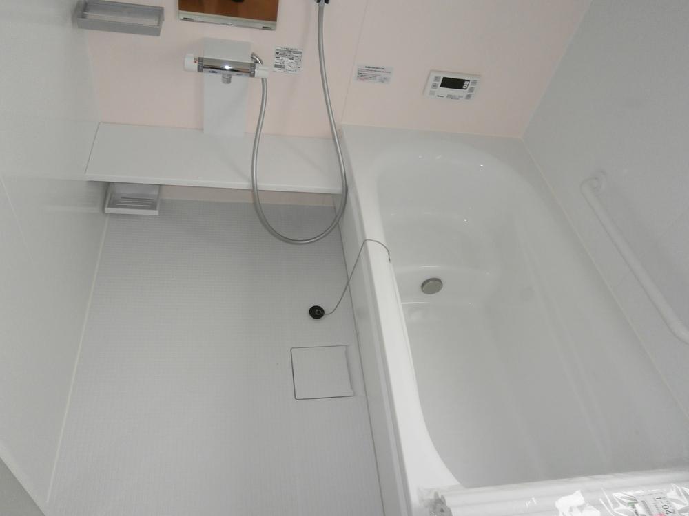 Bathroom. Indoor (September 2013) Shooting