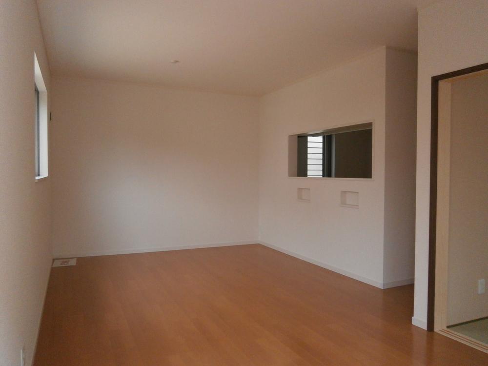 Other introspection. Indoor (September 2013) Shooting