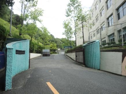 Junior high school. 1781m to Hiroshima Tatsutomo junior high school