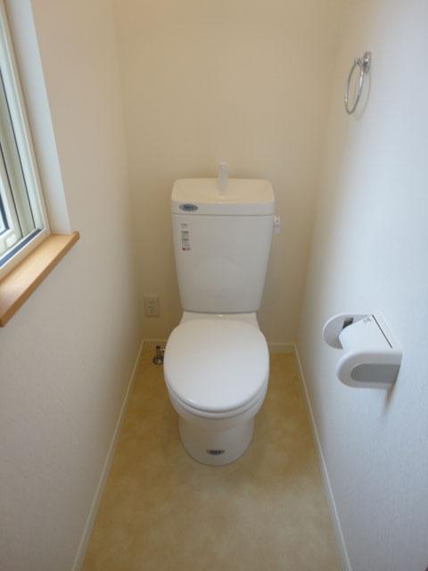 Toilet. Second floor
