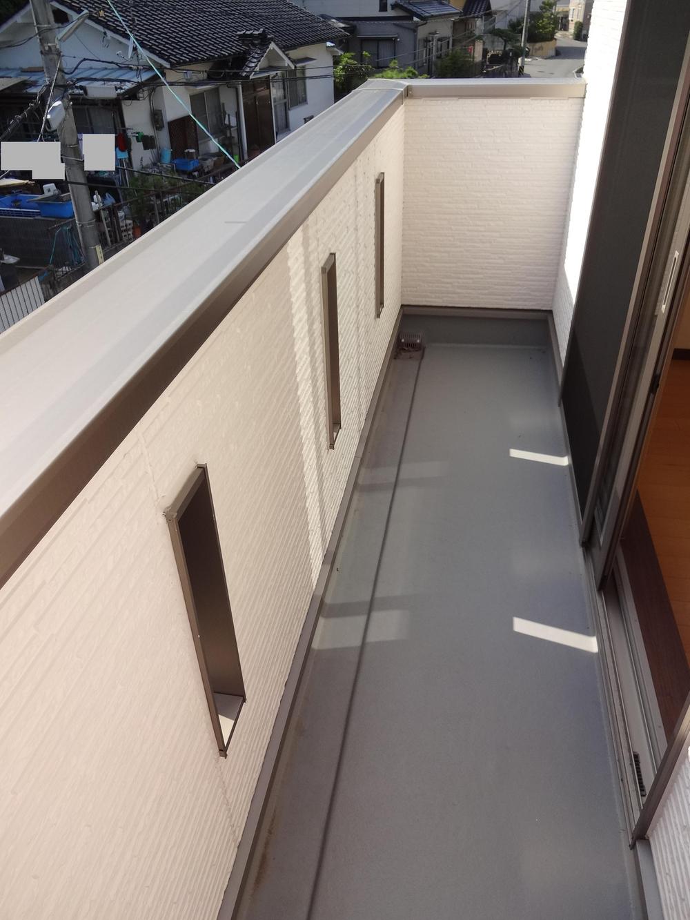 Balcony. Local (September 2013) Shooting