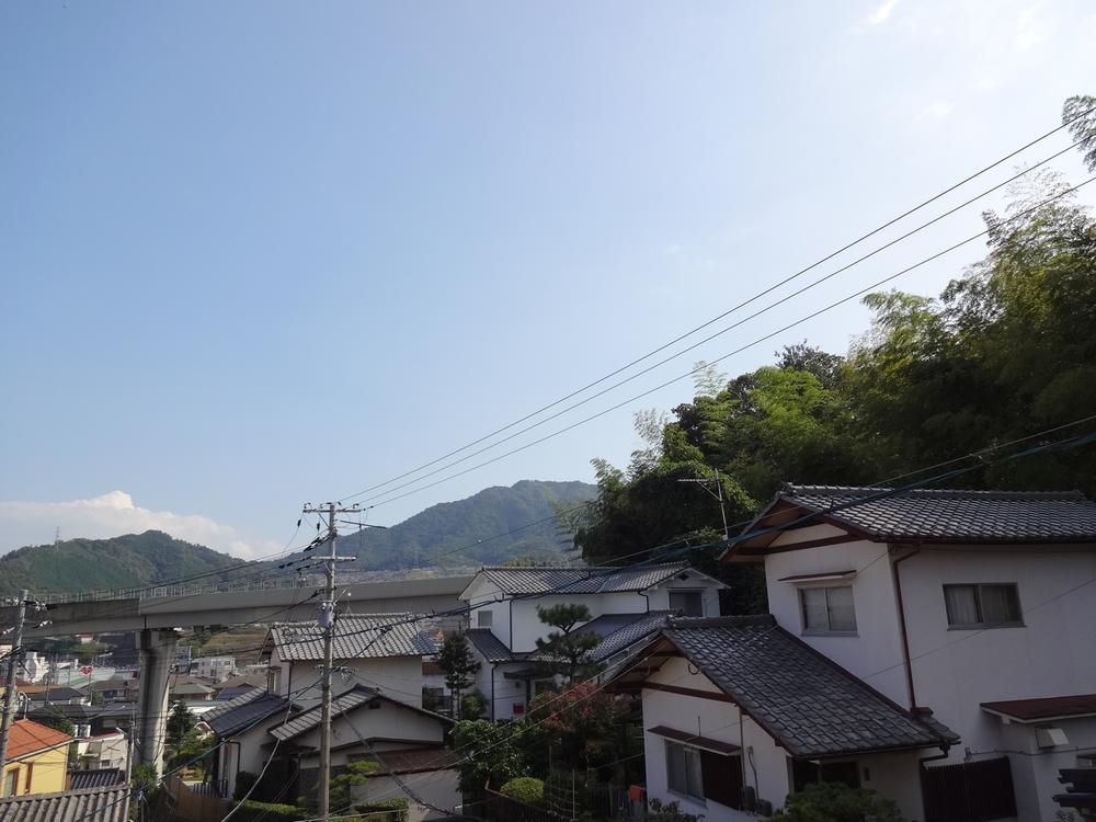 View photos from the dwelling unit. View from local (September 2013) Shooting