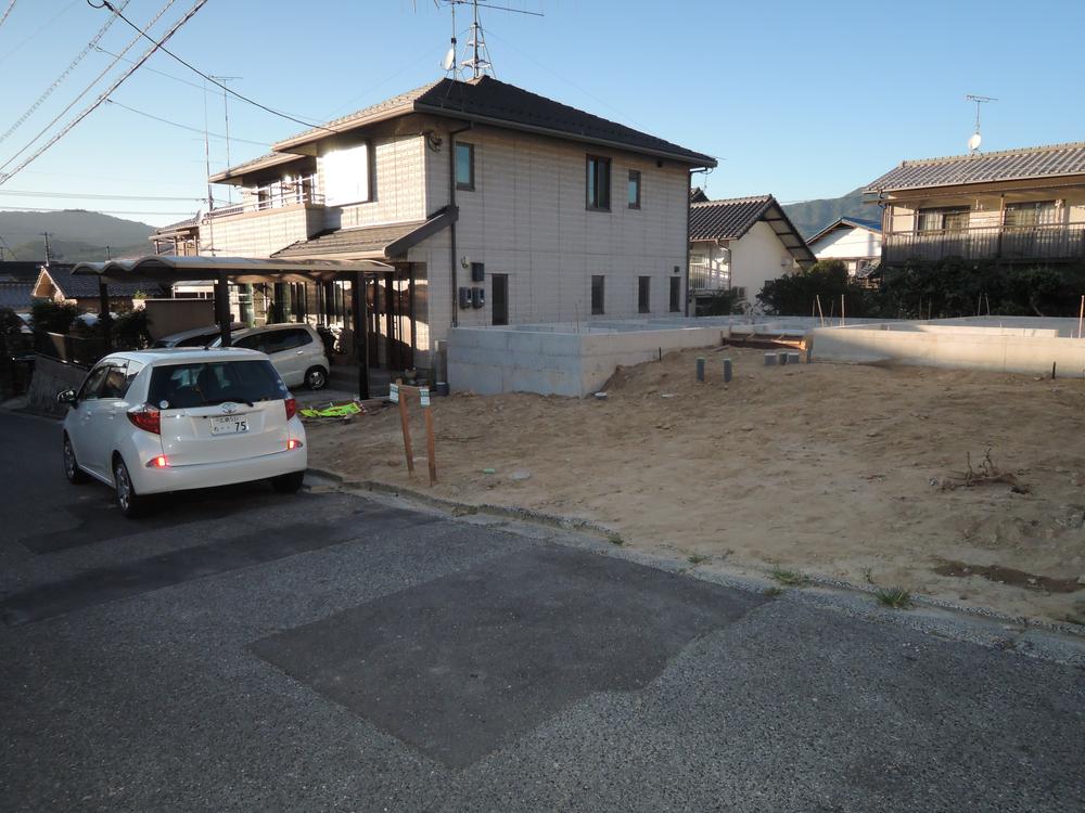 Local photos, including front road. Local (September 2013) Shooting