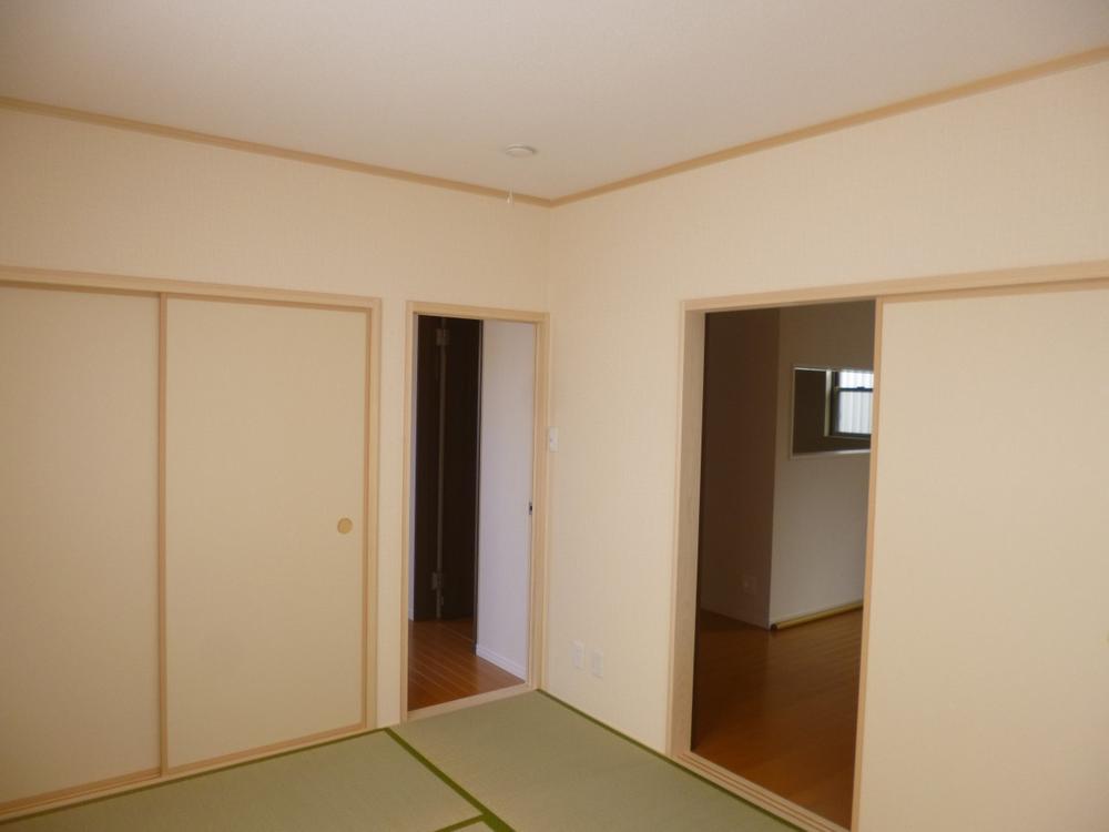 Non-living room. (September 2013) Shooting