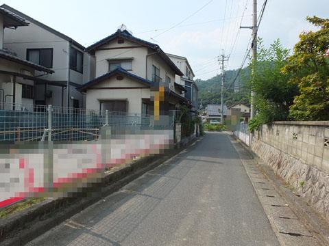 Local photos, including front road. September 14, shooting