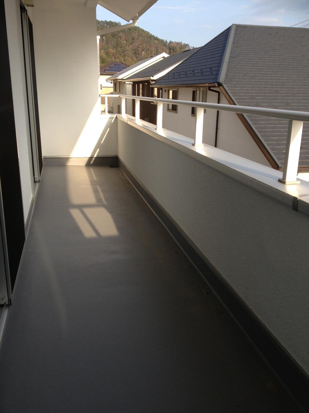 Balcony. Local (May 2013) Shooting