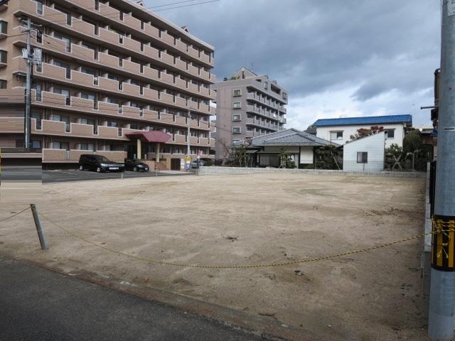 Local appearance photo. Local (11 May 2013) Shooting