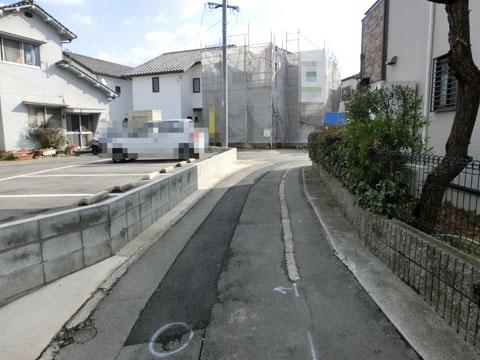 Local photos, including front road. December 22 shooting