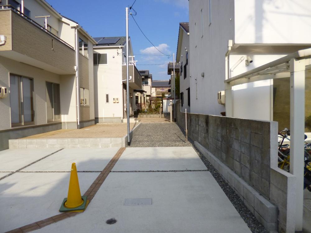 Parking lot. (December 2013) Shooting