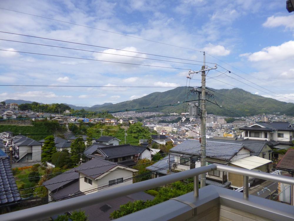 View photos from the dwelling unit. (October 2013) Shooting