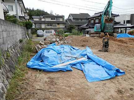 Local appearance photo. It is a land of under construction