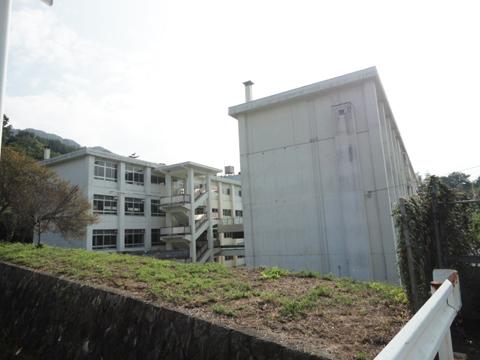Junior high school. Anzai 2899m until junior high school