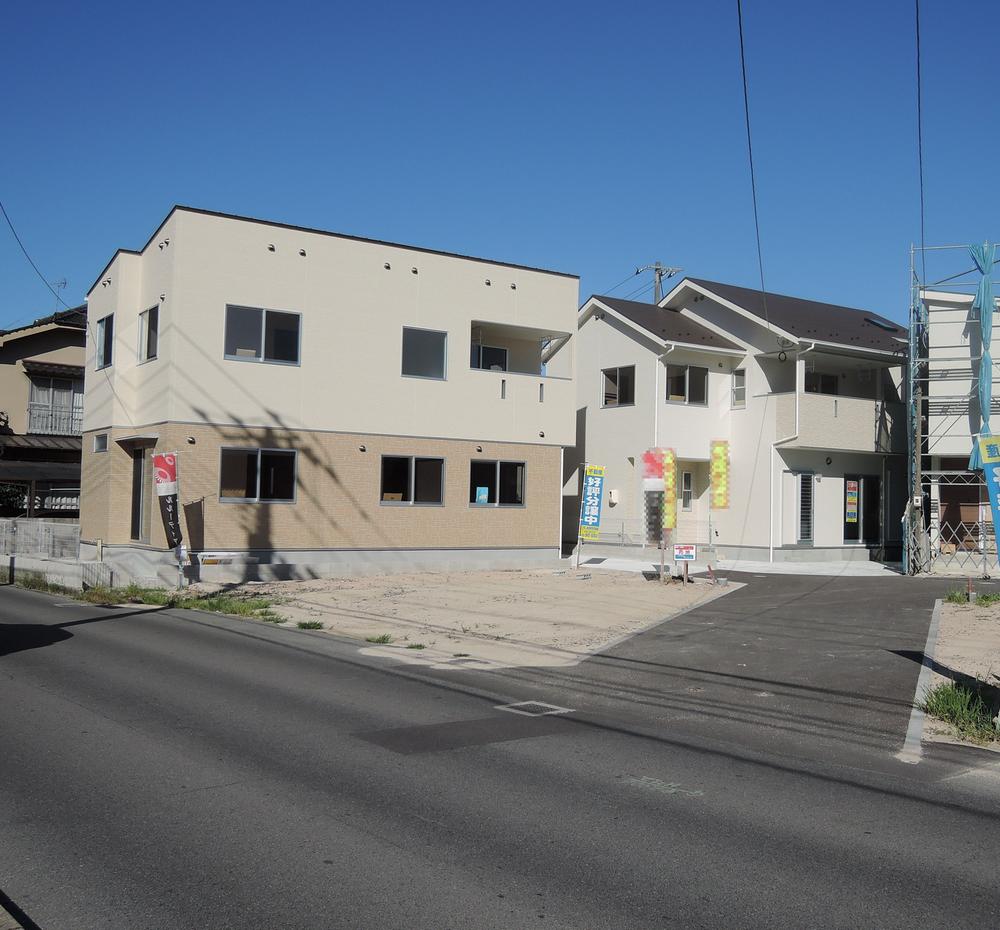 Local photos, including front road