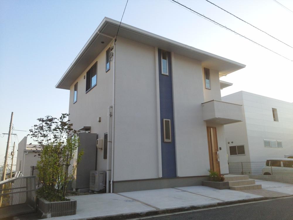 Local appearance photo