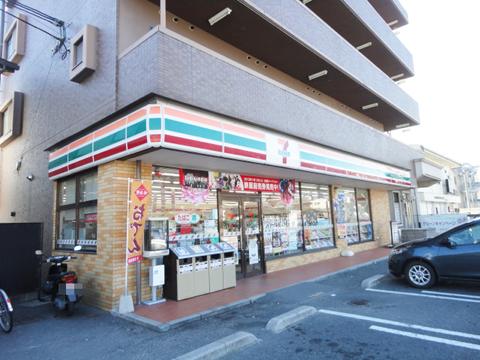 Convenience store. Seven-Eleven 493m to Hiroshima Aida 2-chome