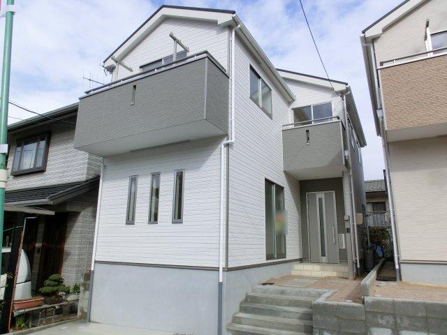 Local appearance photo. Parking: Two Allowed