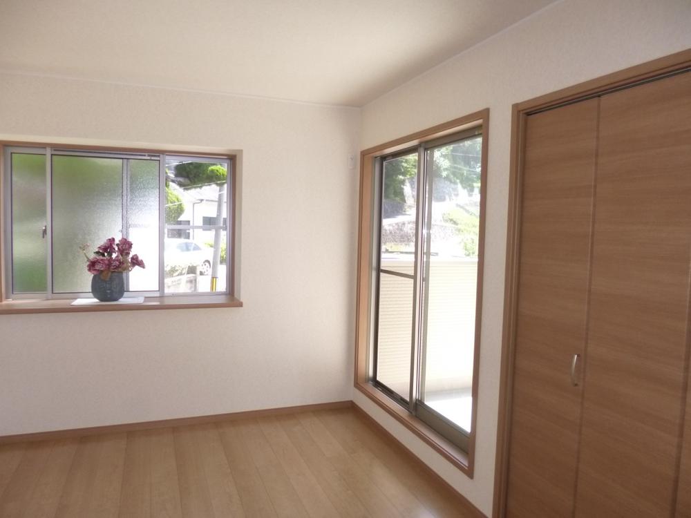 Non-living room. (July 2013) Shooting