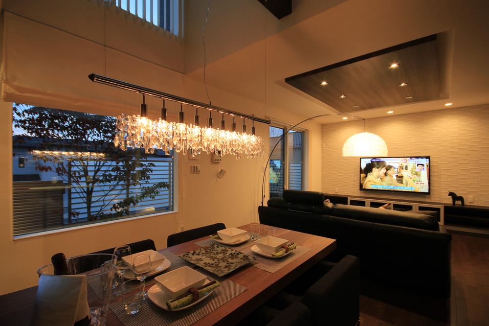 Living. Special sale of furniture with superior in design to fulfill the hotel-like living. You can start a new life as soon as