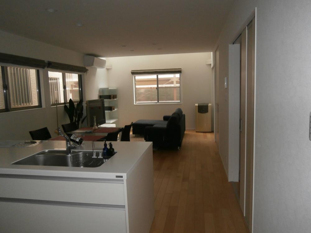 Living. Indoor (10 May 2013) Shooting