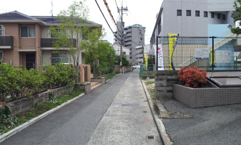 Local photos, including front road. (July 2013) Shooting