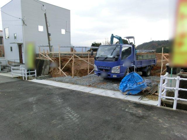 Local appearance photo.   2014 3 is the end of the month scheduled for completion. 