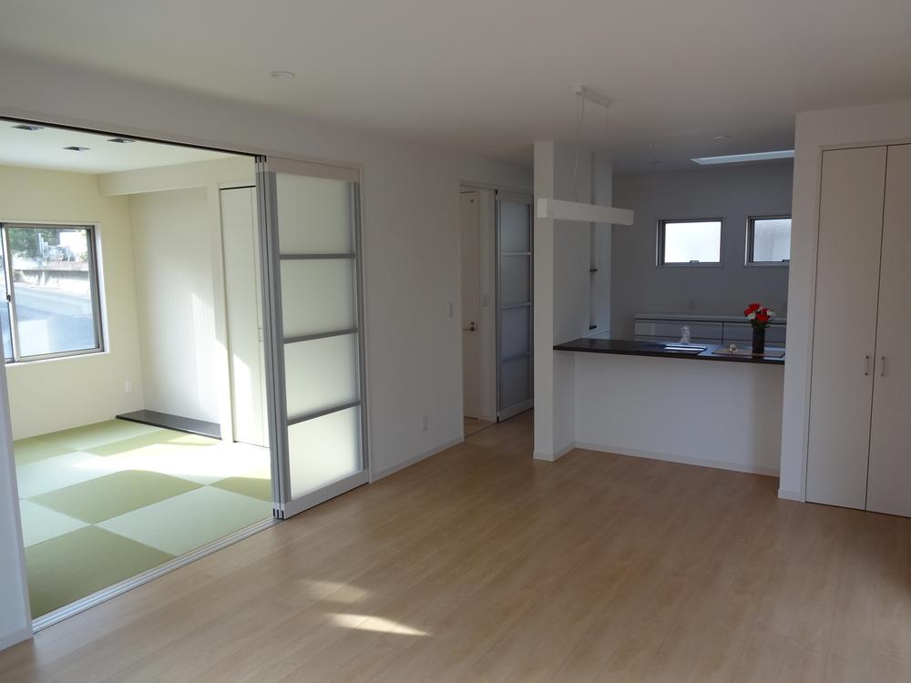 Living. Indoor (10 May 2013) Shooting 1st floor LDK18.2 Pledge