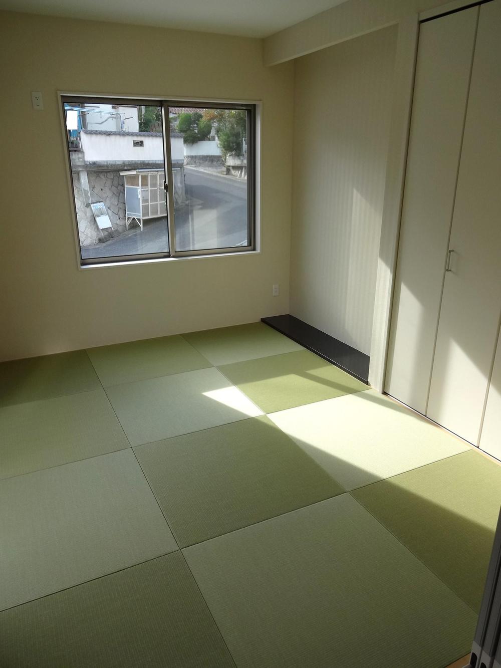 Non-living room. Indoor (10 May 2013) Shooting