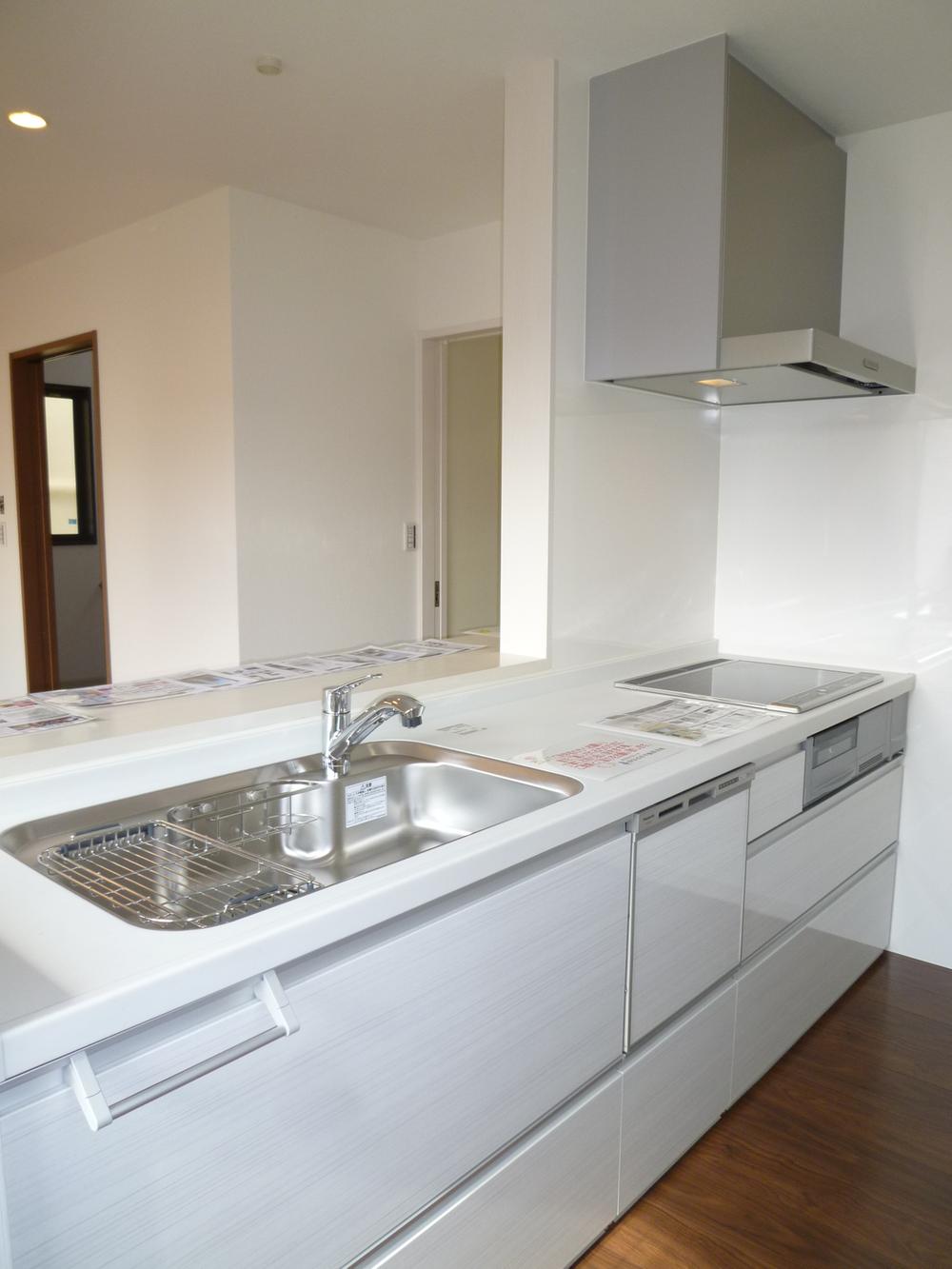 Kitchen. Easy-to-use is a good system Kitchen